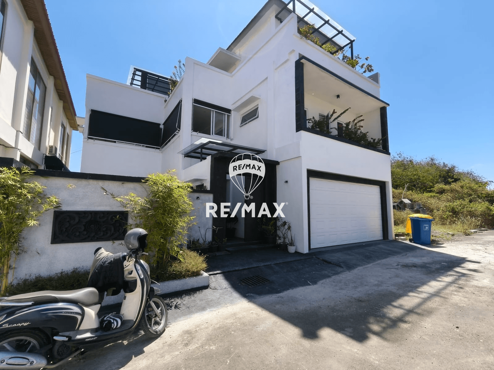 Dijual Vila Area Dharmawangsa Selatan Pandawa