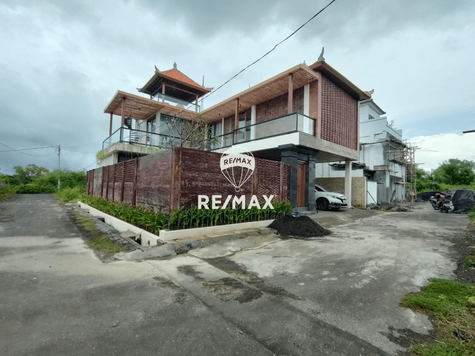 Dijual Villa Dharmawangsa Pandawa